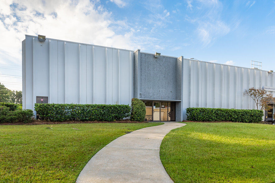 7391 Pepperdam Ave, North Charleston, SC en alquiler - Foto del edificio - Imagen 2 de 20