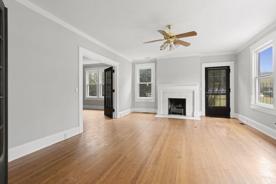 181 N Fairview Ave, Spartanburg, SC en venta - Foto del interior - Imagen 3 de 12