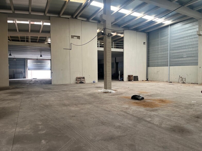 Nave en Llorenç del Penedès, Tarragona en venta - Foto del interior - Imagen 3 de 12