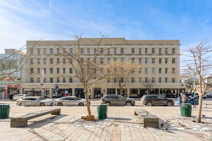 8900 Sutphin Blvd, Jamaica, NY en alquiler - Foto del edificio - Imagen 2 de 3