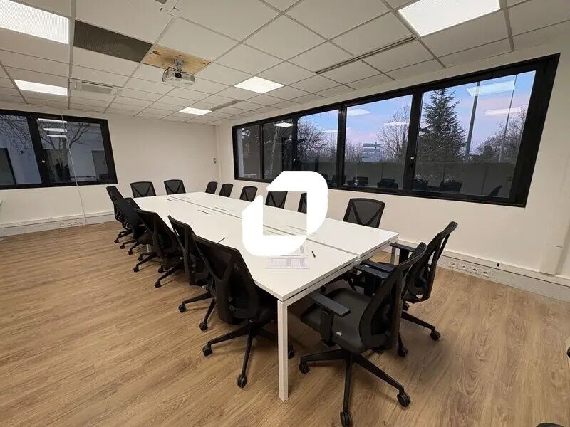 23 Rue Maryse Bastié, Bron en alquiler Foto del interior- Imagen 1 de 11