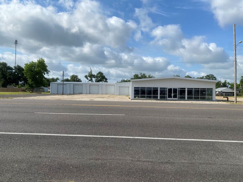 1035 E Napoleon St, Sulphur, LA en alquiler - Foto del edificio - Imagen 1 de 5