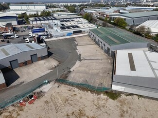 Más detalles de Textilose Rd, Manchester - Nave en alquiler