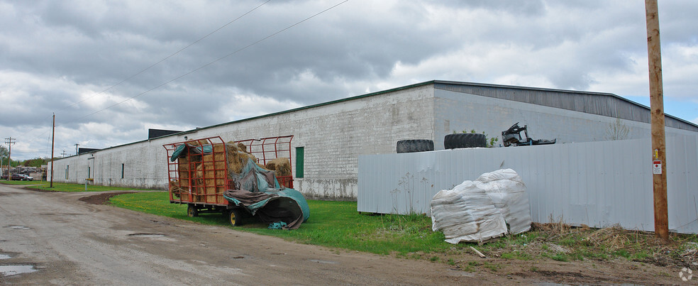 1266 Velp Ave, Green Bay, WI en alquiler - Foto del edificio - Imagen 3 de 4