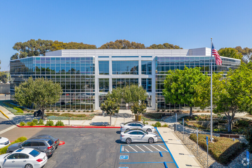 701 Palomar Airport Rd, Carlsbad, CA en alquiler - Foto del edificio - Imagen 1 de 6