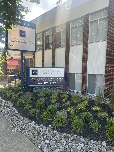 540-542 Middlesex Ave, Metuchen, NJ en alquiler - Foto del edificio - Imagen 1 de 4