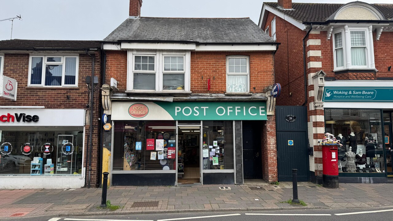 30 High St, Bagshot en venta Foto principal- Imagen 1 de 6