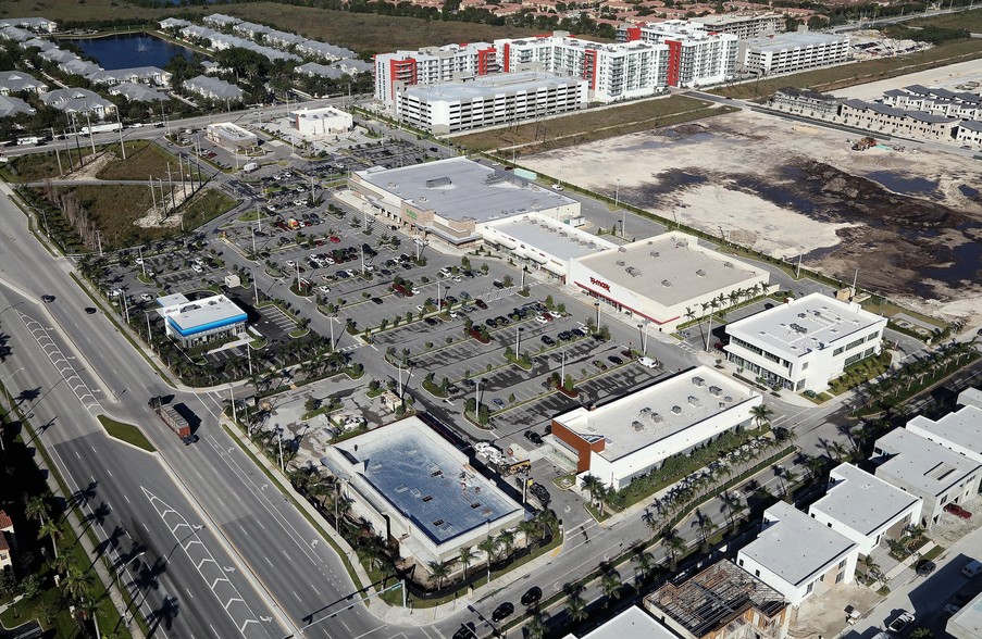 NW 107th Ave & NW 74th St, Doral, FL en alquiler - Vista aérea - Imagen 2 de 4