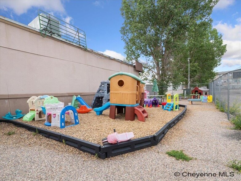 5801 Osage Ave, Cheyenne, WY en venta - Foto del edificio - Imagen 2 de 8