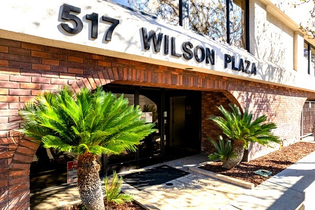 517 E Wilson Ave, Glendale, CA en alquiler - Foto del edificio - Imagen 3 de 14