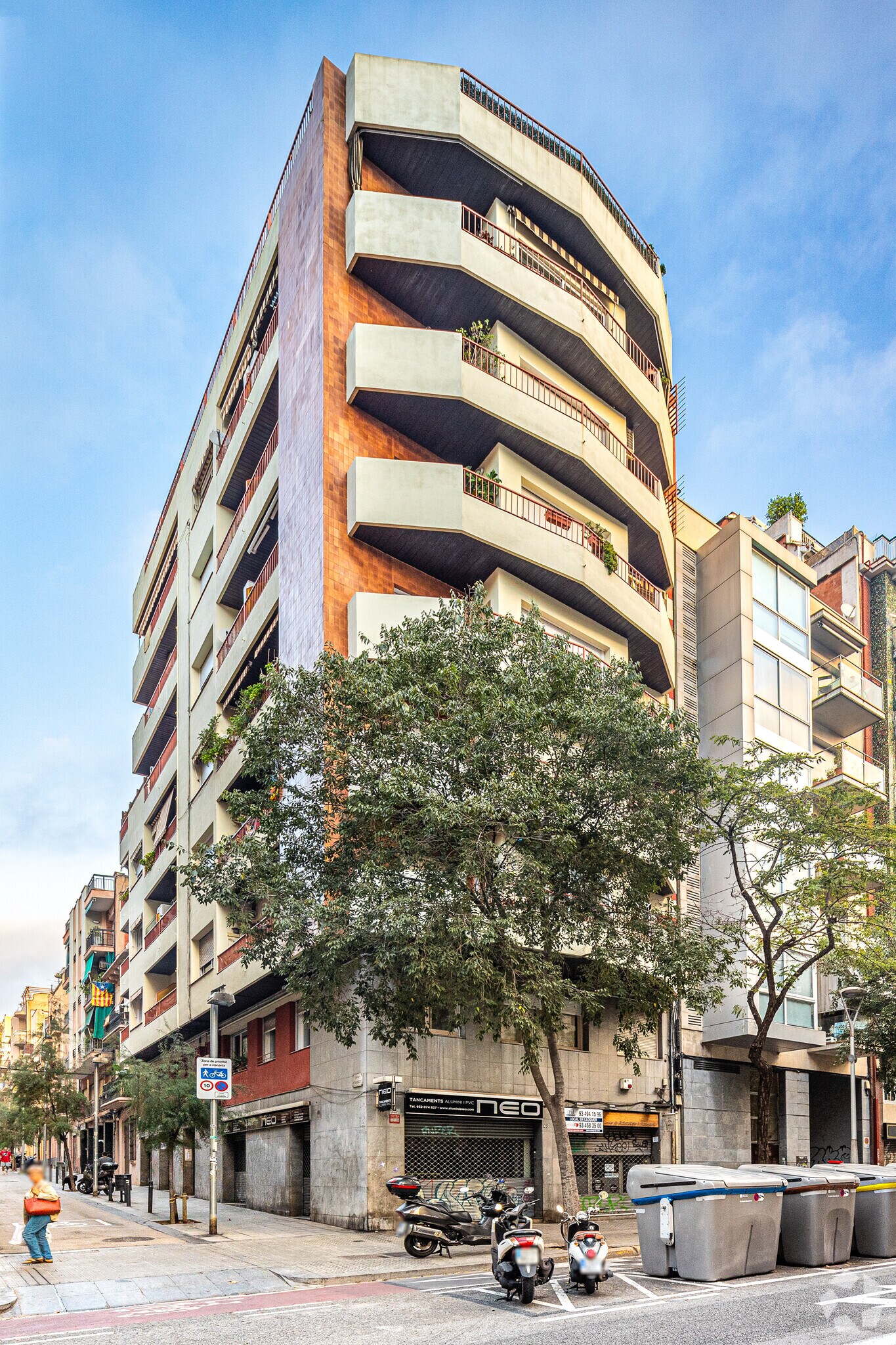 Edificio residencial en Barcelona, Barcelona en venta Foto principal- Imagen 1 de 1