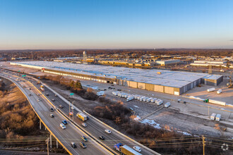 11800 W Burleigh St, Wauwatosa, WI - vista aérea  vista de mapa - Image1