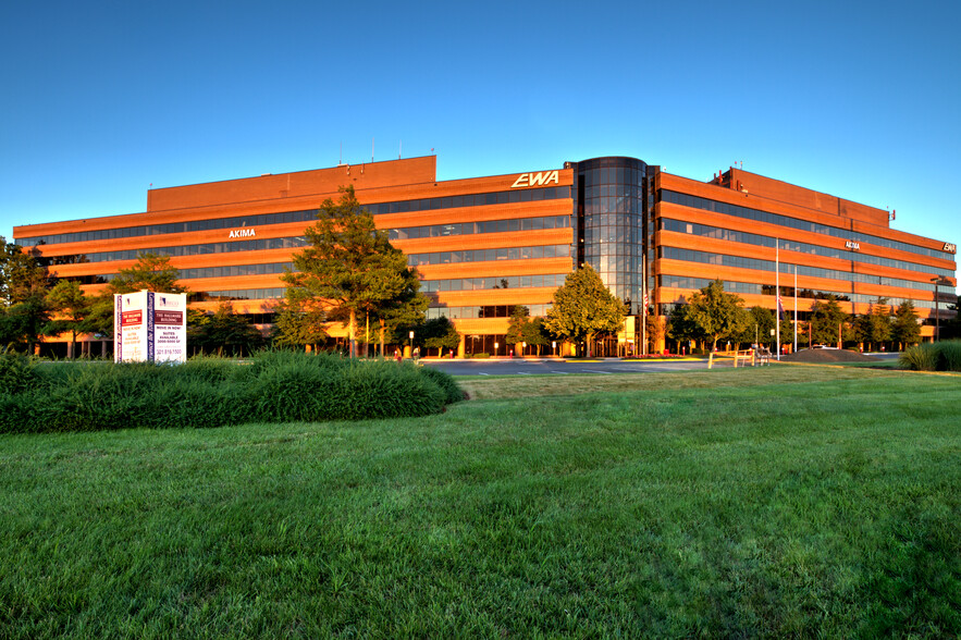 13873 Park Center Rd, Herndon, VA en alquiler - Foto del edificio - Imagen 3 de 42