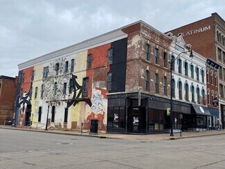 Más detalles de 101-123 Main St, Dubuque, IA - Local en alquiler