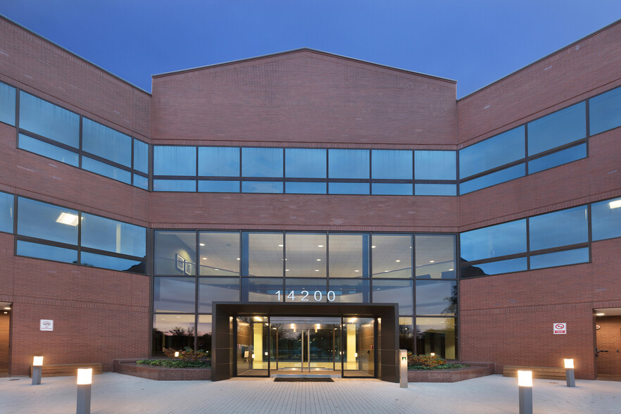 14200 Park Meadow Dr, Chantilly, VA en alquiler - Foto del edificio - Imagen 3 de 8