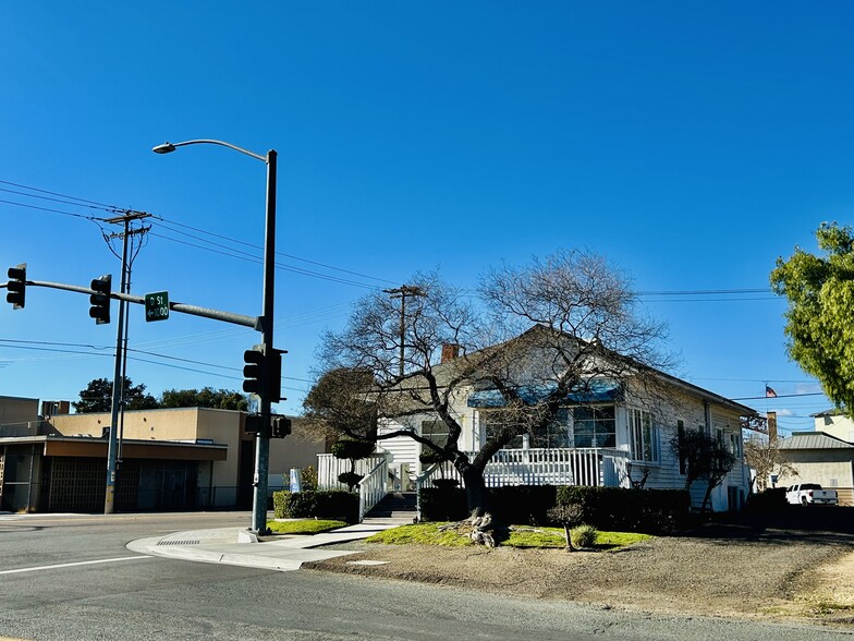 947 D St, Ramona, CA en venta - Foto del edificio - Imagen 2 de 25