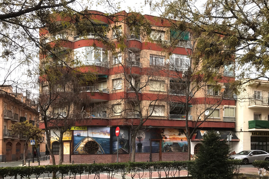 Calle de Cervantes, 9, Torrejón De Ardoz, Madrid en alquiler - Foto del edificio - Imagen 2 de 2