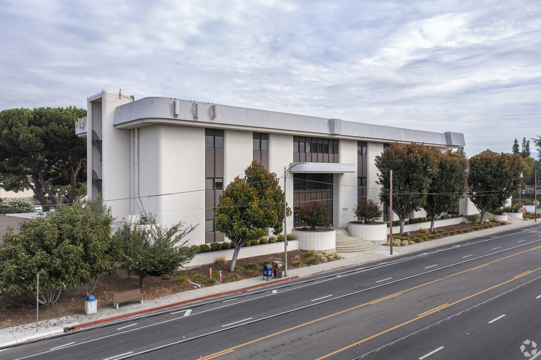 1530 Meridian Ave, San Jose, CA en alquiler Foto del edificio- Imagen 1 de 20