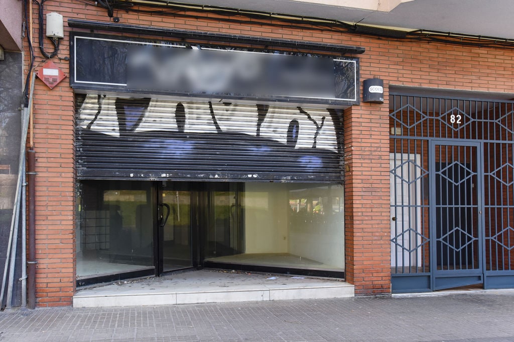 Edificio residencial en Santa Coloma de Gramenet, Barcelona en venta Foto del edificio- Imagen 1 de 3