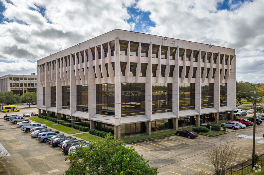 10101 Fondren Rd, Houston, TX en alquiler - Foto del edificio - Imagen 3 de 18