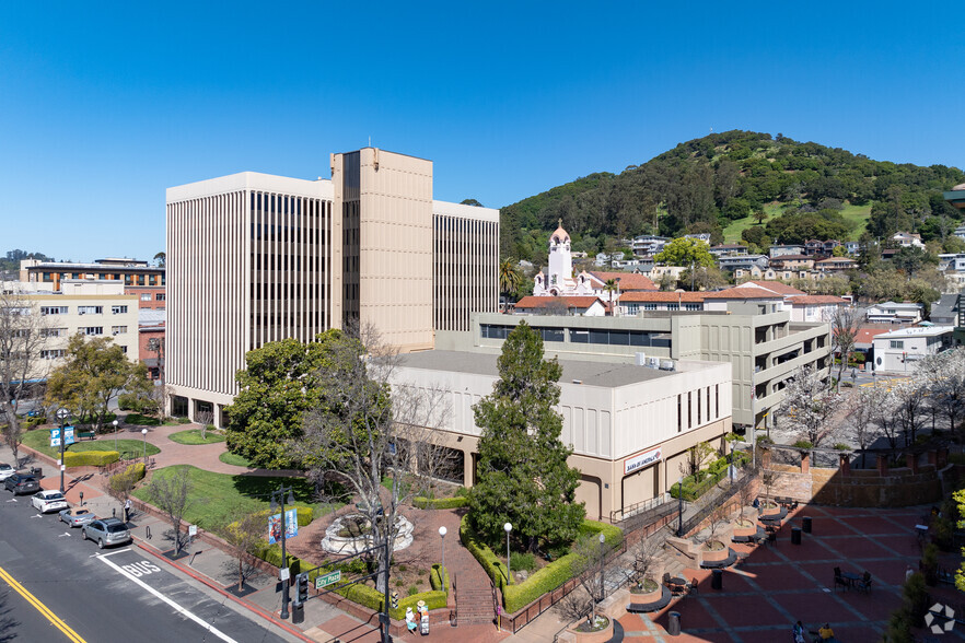 1000 4th St, San Rafael, CA en alquiler - Foto del edificio - Imagen 1 de 7