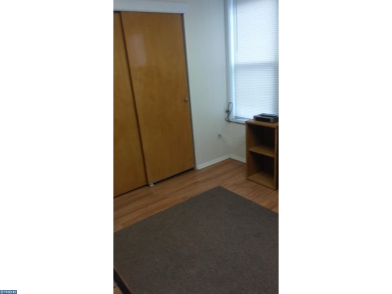 1324 W Cumberland St, Philadelphia, PA en venta - Foto del interior - Imagen 2 de 7