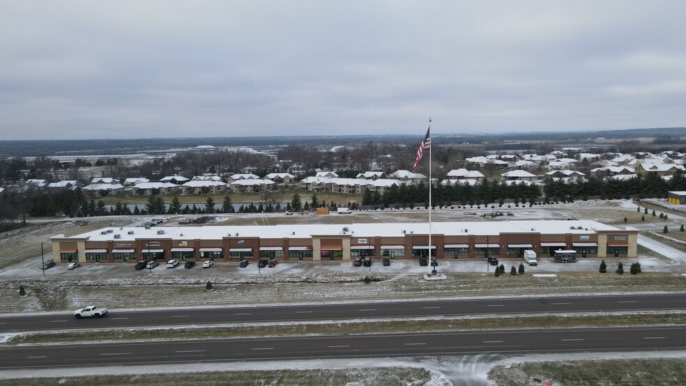 5548 NW 2nd St, Des Moines, IA en alquiler - Foto del edificio - Imagen 3 de 12