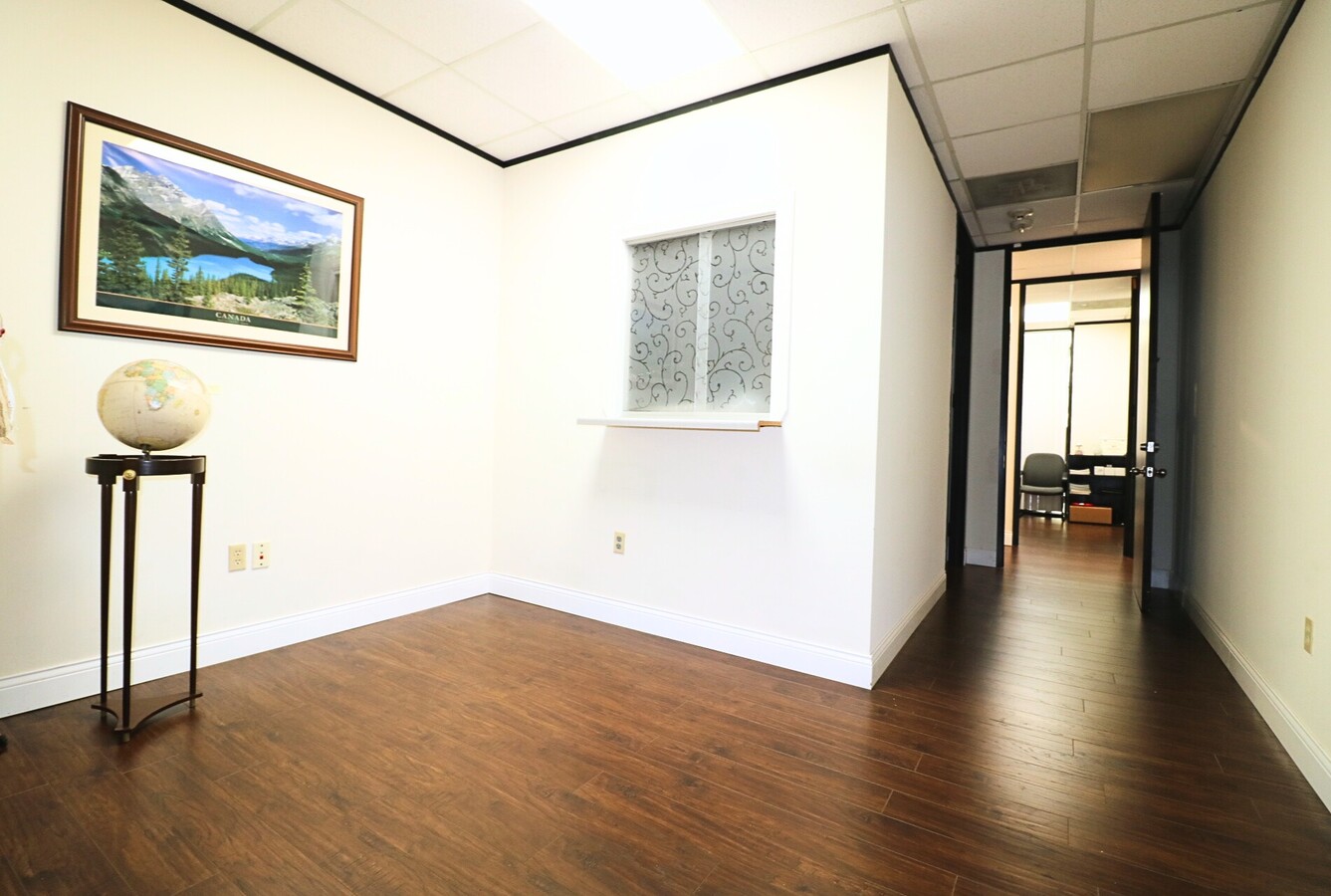 6100 Corporate Dr, Houston, TX 77036 - Unidad 4-A, 4-H -  - Foto del interior - Image 1 of 15