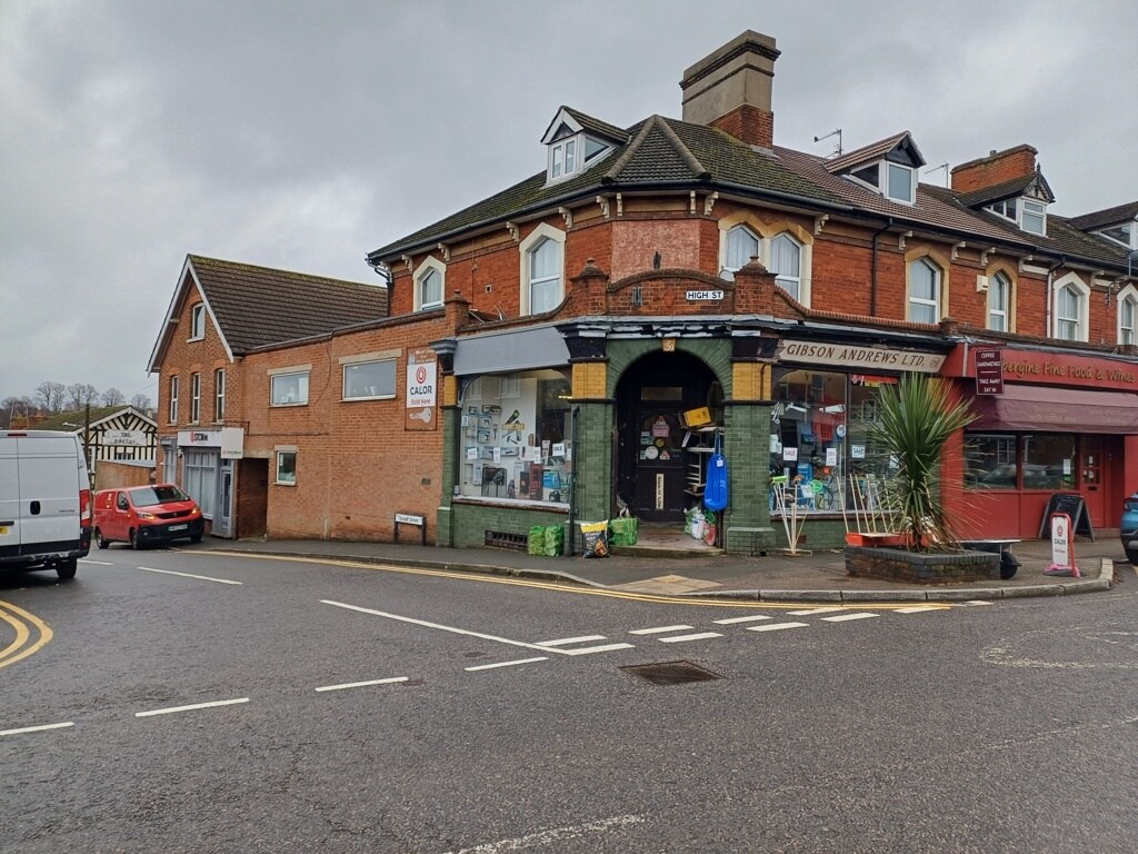 75 High St, Milton Keynes en alquiler Foto del edificio- Imagen 1 de 5