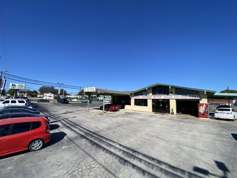 1222 Pat Booker Rd, Universal City, TX en venta - Foto del edificio - Imagen 3 de 25