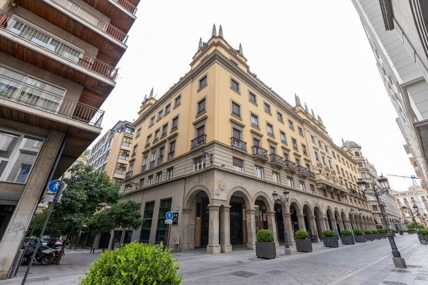 Oficina en Granada, Granada en alquiler - Foto del edificio - Imagen 3 de 18