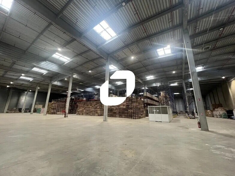 9 Boulevard De L'Europe, Combs-la-Ville en alquiler - Foto del edificio - Imagen 2 de 10