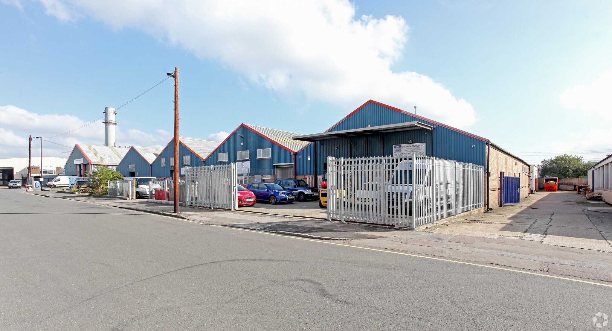 87-93 Lockfield Ave, Enfield en alquiler Foto principal- Imagen 1 de 7