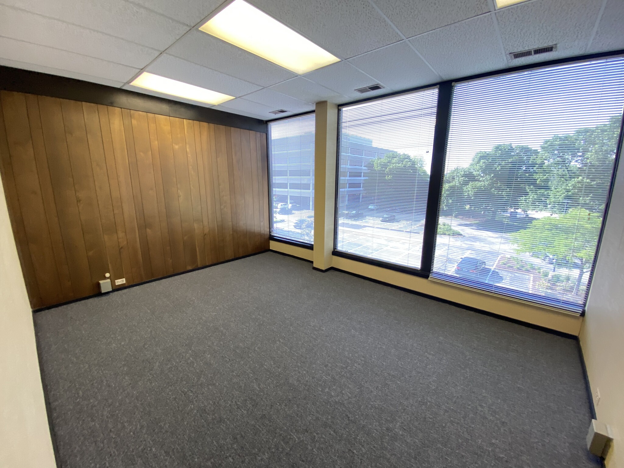 540-550 W Frontage Rd, Northfield, IL en alquiler Foto del interior- Imagen 1 de 2