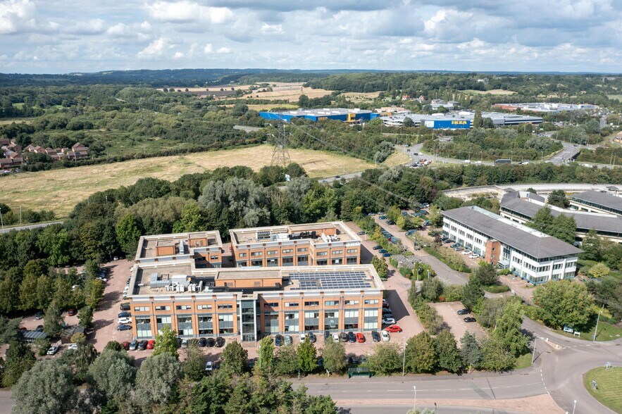 2 Waterside Dr, Reading en alquiler - Foto del edificio - Imagen 3 de 4