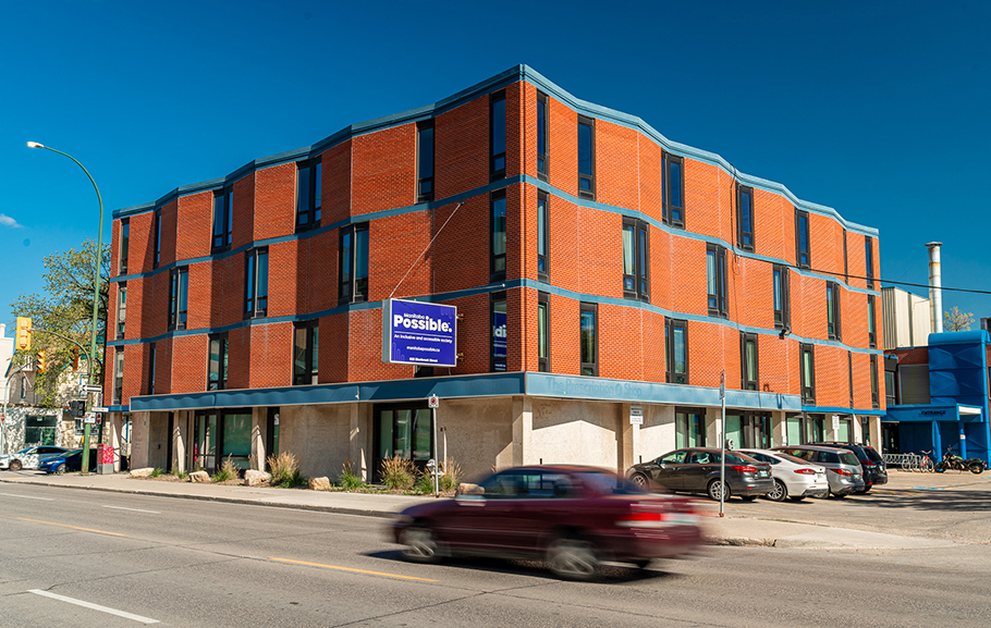 825 Sherbrook St, Winnipeg, MB en alquiler - Foto del edificio - Imagen 2 de 4