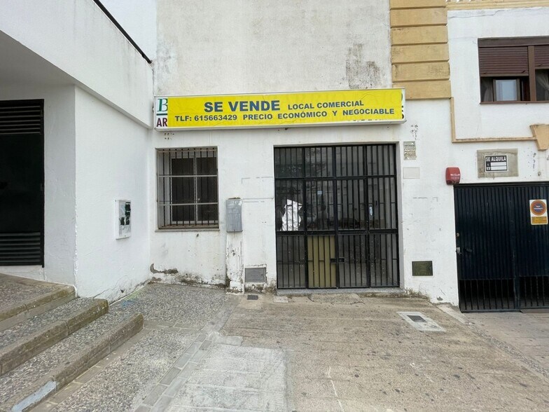 Avenida Juan Carlos i, S/N, Arcos de la Frontera, Cádiz en venta - Foto del edificio - Imagen 3 de 14