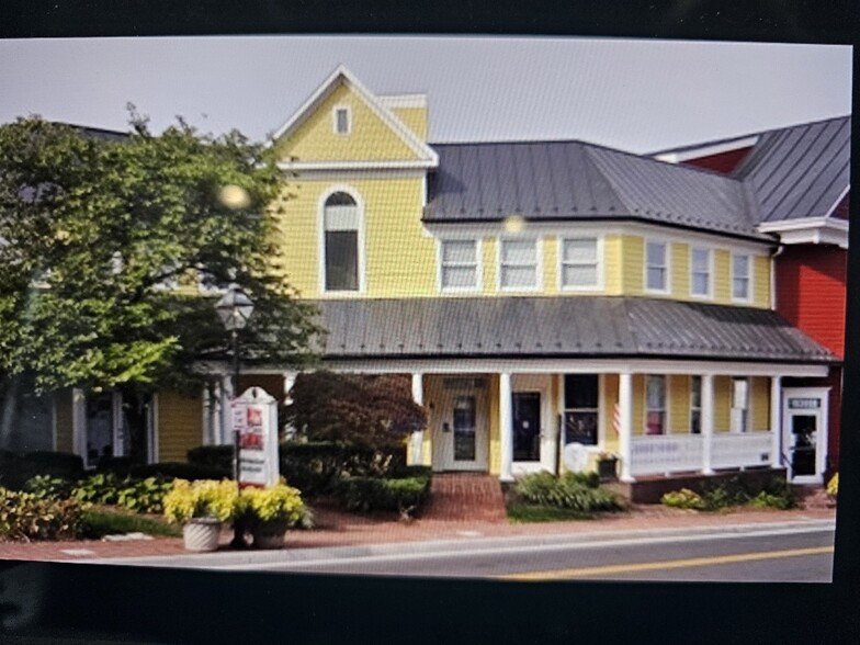 10387 Main St, Fairfax, VA en alquiler - Foto del edificio - Imagen 1 de 1