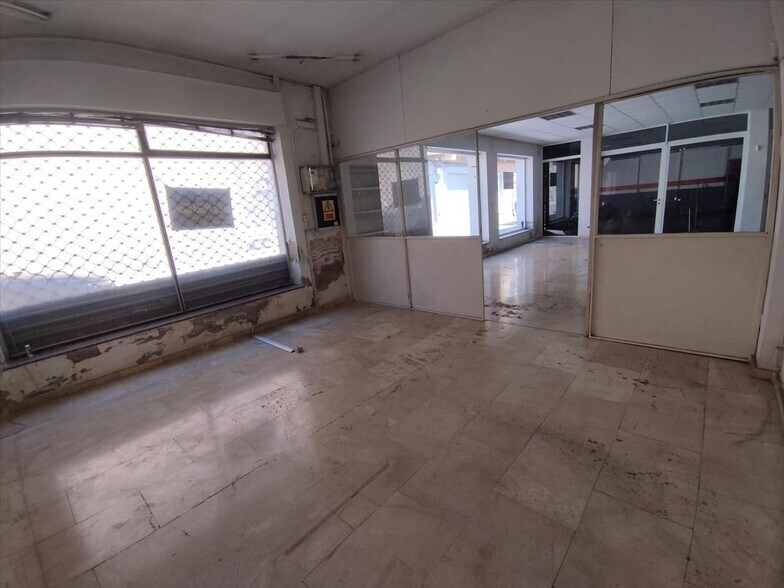 Nave en MONÒVER en venta - Foto del interior - Imagen 3 de 19