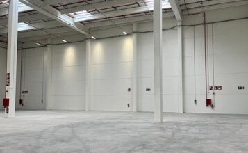 Nave en L'Hospitalet de Llobregat, Barcelona en alquiler Foto del interior- Imagen 2 de 7