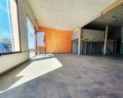 Más detalles de Local en alquiler