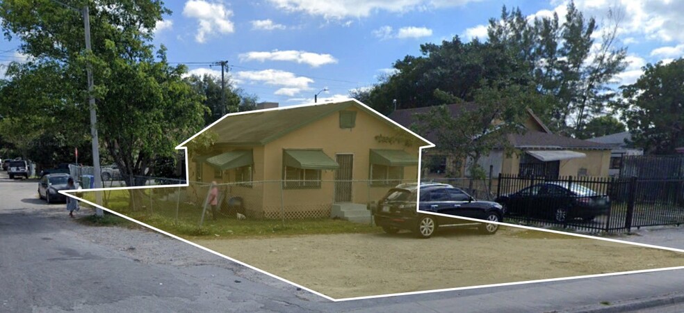 7560 NE Miami Ct, Miami, FL en venta - Foto principal - Imagen 1 de 1