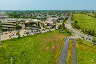 1590 Rue Ampère, Boucherville, QC - AÉREA vista de mapa - Image1