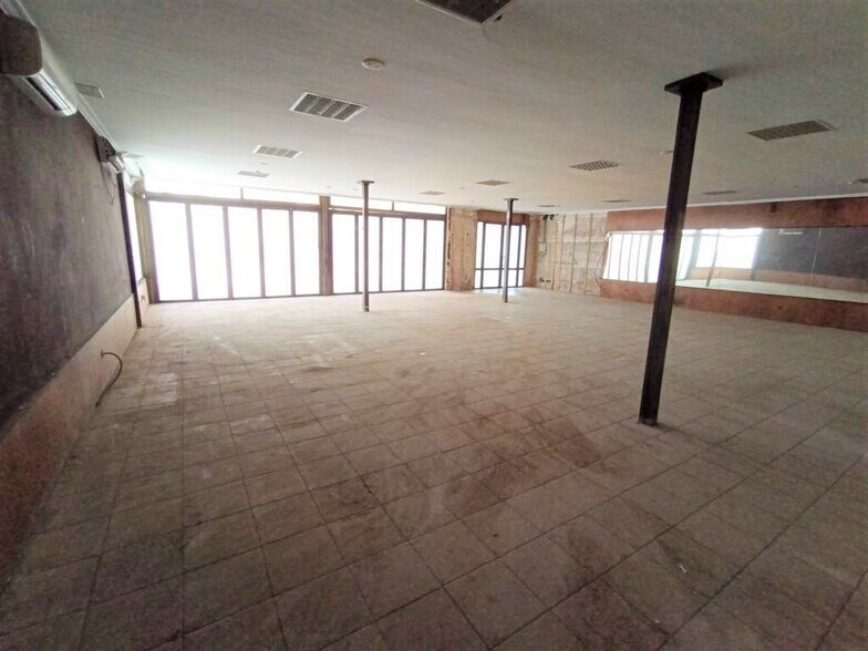 Local en Alcúdia en venta - Foto del edificio - Imagen 2 de 13