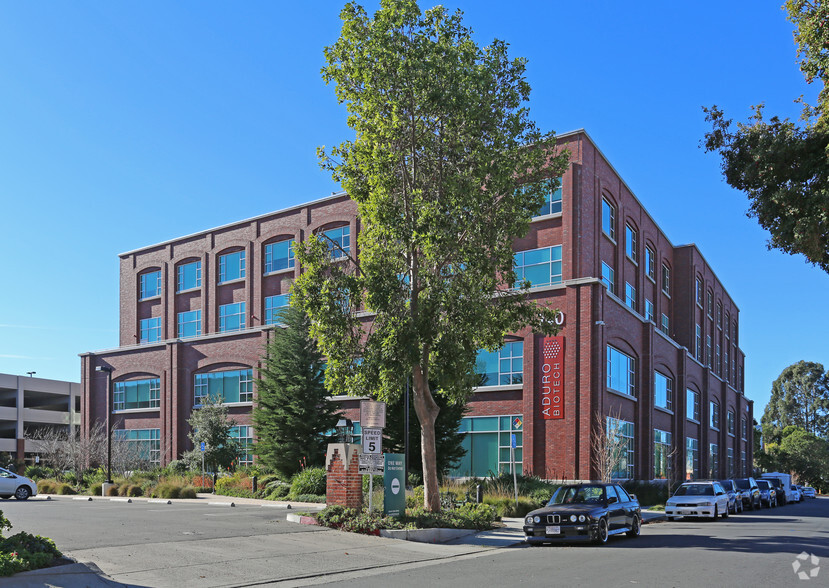 740 Heinz Ave, Berkeley, CA en alquiler - Foto del edificio - Imagen 3 de 7