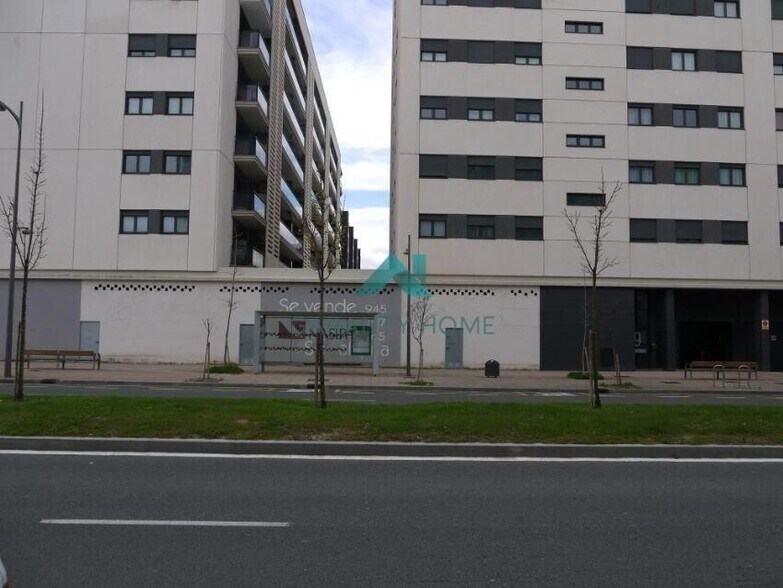 Local en GASTEIZ, Álava en venta - Foto del edificio - Imagen 2 de 4