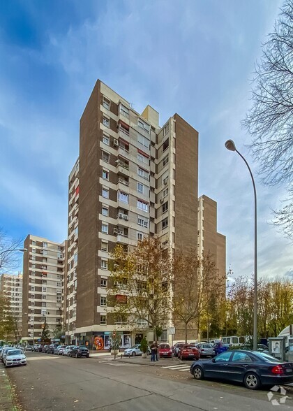 Edificios residenciales en Madrid, MAD en venta - Foto del edificio - Imagen 1 de 1