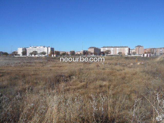 Terreno en Ávila, Ávila en venta - Foto principal - Imagen 1 de 12