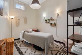 7185 Manchester Rd, Maplewood, MO en alquiler Foto del interior- Imagen 1 de 2