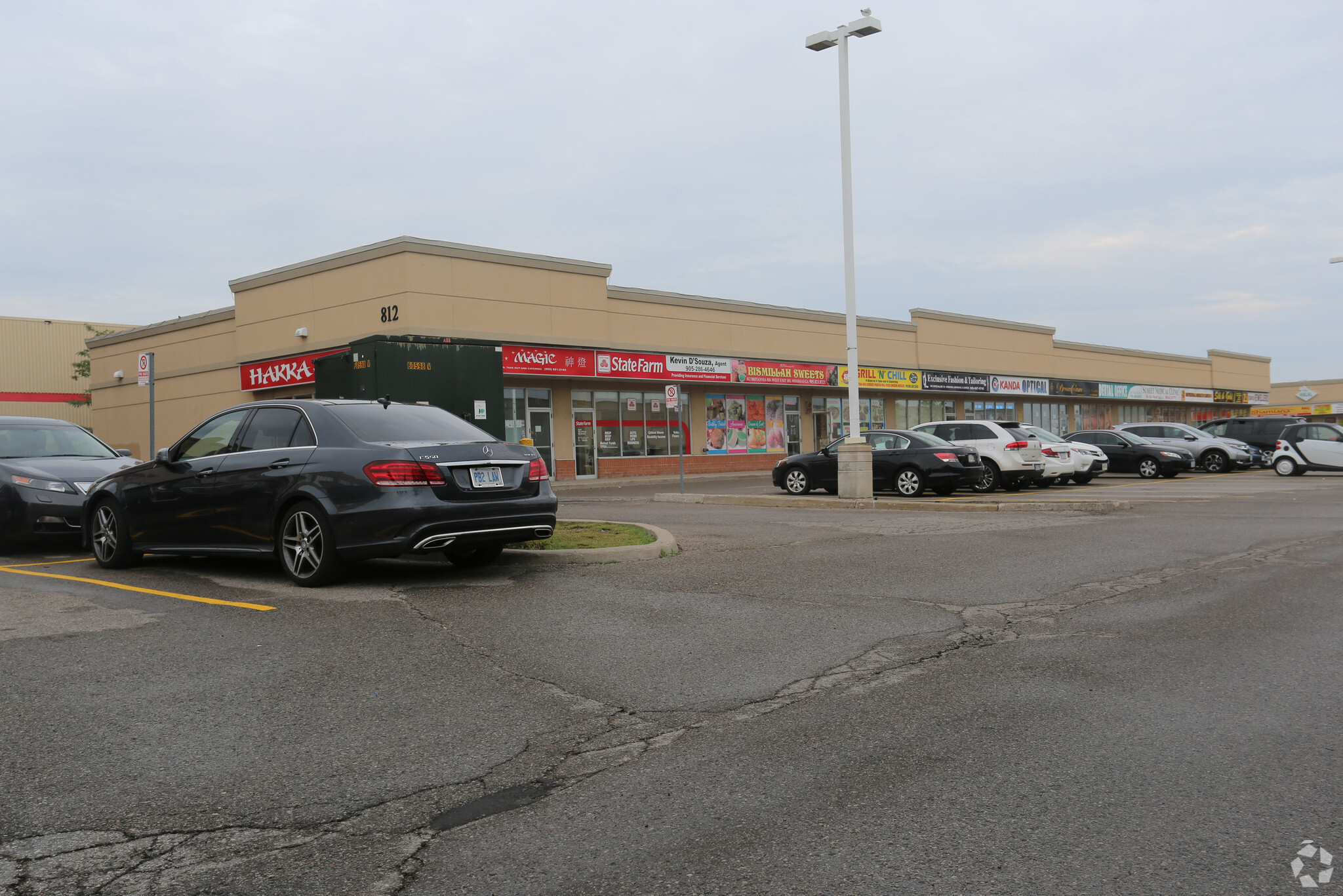 812 Britannia Rd, Mississauga, ON en venta Foto principal- Imagen 1 de 7